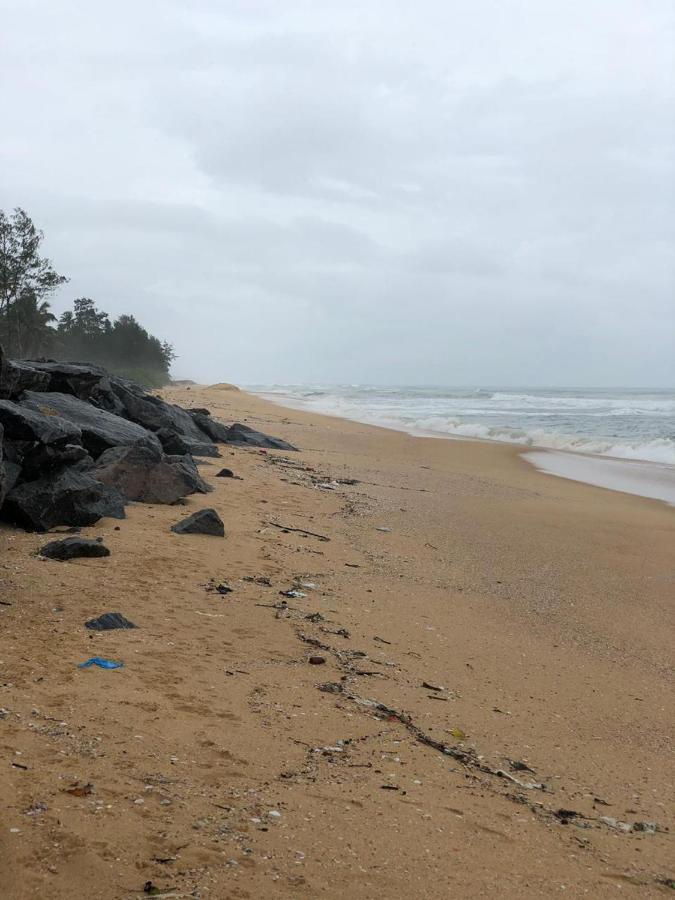 Saffronstays Blue Flag House, A 3-Bdr Beachfront Villa In Hejamady Mangalore Ngoại thất bức ảnh